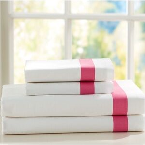 Pottery Barn Kids Solid Piped (White/Bright Pink) Full Size Bed Sheet Set- NWT